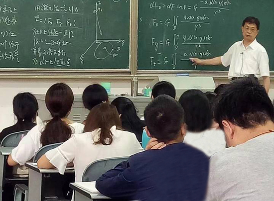 1498533121509067364.jpg 尹水仿 x.jpg