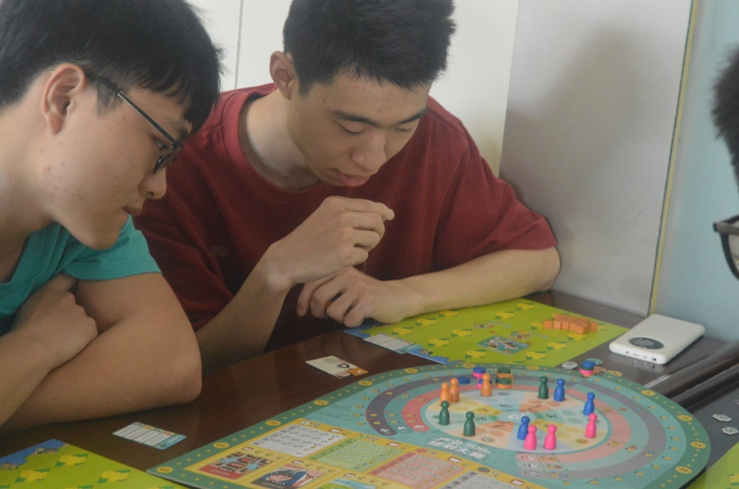 js33333线路登录资源与环境工程学院举办桌游科普活动：以桌游形式传达双碳理念